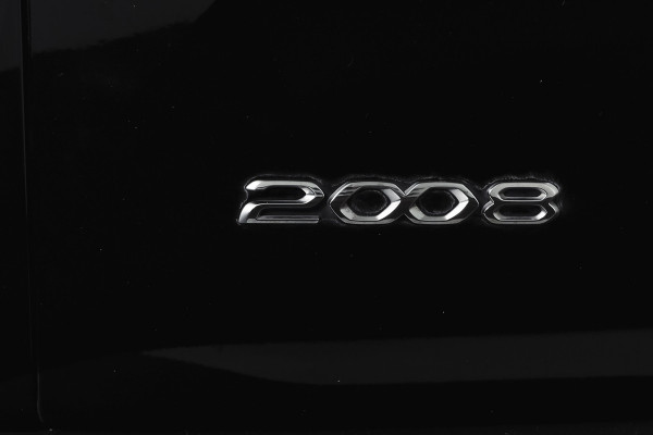 Peugeot 2008 1.2 PureTech 130 PK Active Pack - Automaat | Trekhaak | Cruise | Stoelverw. | PDC | Camera | App. Connect | LM 16" |