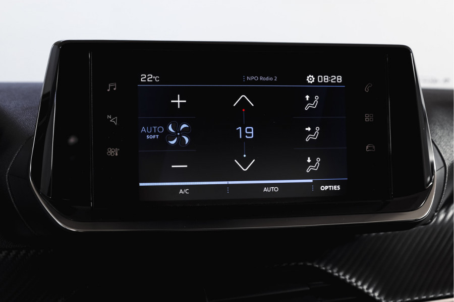 Peugeot 2008 1.2 PureTech 130 PK Active Pack - Automaat | Trekhaak | Cruise | Stoelverw. | PDC | Camera | App. Connect | LM 16" |