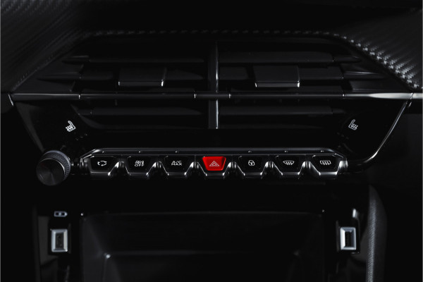 Peugeot 2008 1.2 PureTech 130 PK Active Pack - Automaat | Trekhaak | Cruise | Stoelverw. | PDC | Camera | App. Connect | LM 16" |