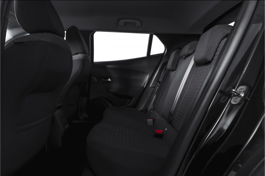 Peugeot 2008 1.2 PureTech 130 PK Active Pack - Automaat | Trekhaak | Cruise | Stoelverw. | PDC | Camera | App. Connect | LM 16" |