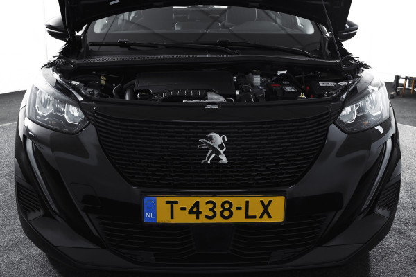 Peugeot 2008 1.2 PureTech 130 PK Active Pack - Automaat | Trekhaak | Cruise | Stoelverw. | PDC | Camera | App. Connect | LM 16" |