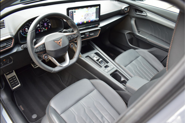 CUPRA Formentor 1.4 e-Hybrid VZ Copper Edition 245 Pk Pano Vol Leder Memory 360 Camera 19 Inch