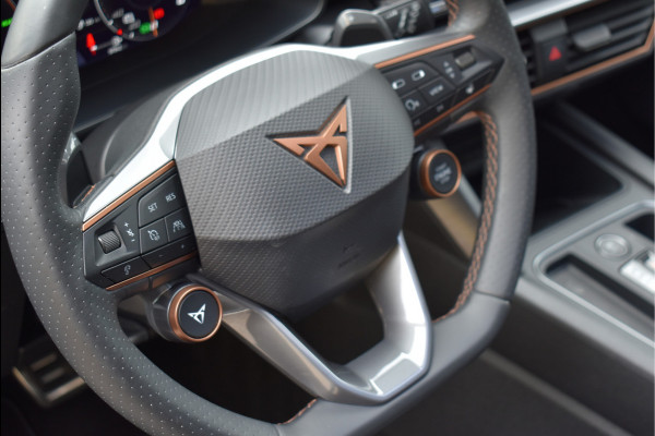 CUPRA Formentor 1.4 e-Hybrid VZ Copper Edition 245 Pk Pano Vol Leder Memory 360 Camera 19 Inch