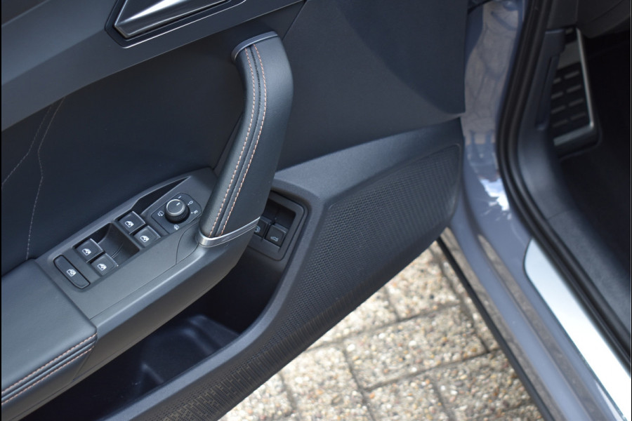CUPRA Formentor 1.4 e-Hybrid VZ Copper Edition 245 Pk Pano Vol Leder Memory 360 Camera 19 Inch