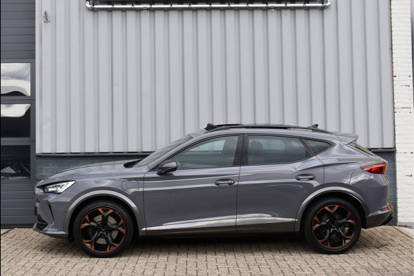 CUPRA Formentor 1.4 e-Hybrid VZ Copper Edition 245 Pk Pano Vol Leder Memory 360 Camera 19 Inch
