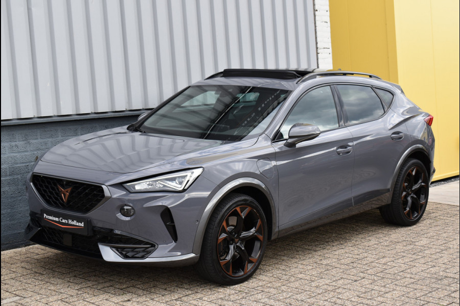 CUPRA Formentor 1.4 e-Hybrid VZ Copper Edition 245 Pk Pano Vol Leder Memory 360 Camera 19 Inch