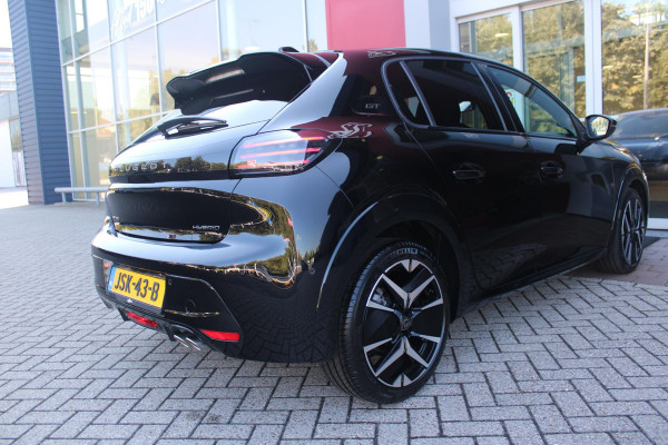 Peugeot 208 1.2 Hybrid 145PK AUTOMAAT GT PACK | DRAADLOZE APPLE CARPLAY/ANDROID AUTO | 17" LICHTMETALEN VELGEN | DRAADLOZE TELEFOONLADER | ACHTERUITRIJ CAMERA | CRUISE CONTROL | FULL LED KOPLAMPEN | KEYLESS ENTRY/START | CLIMATE CONTROL | PARKEERSENSOREN VOOR EN ACHTER | GETINTE ACHETRRUITEN |