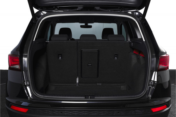 Seat Ateca 1.0 EcoTSI 115 PK Style Business Intense | Elek. Trekhaak | Dig. Cockpit | Adapt. Cruise | PDC | Camera | NAV + App. Connect | ECC | Elek. Klep | LM 17" |
