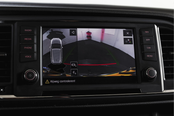 Seat Ateca 1.0 EcoTSI 115 PK Style Business Intense | Elek. Trekhaak | Dig. Cockpit | Adapt. Cruise | PDC | Camera | NAV + App. Connect | ECC | Elek. Klep | LM 17" |