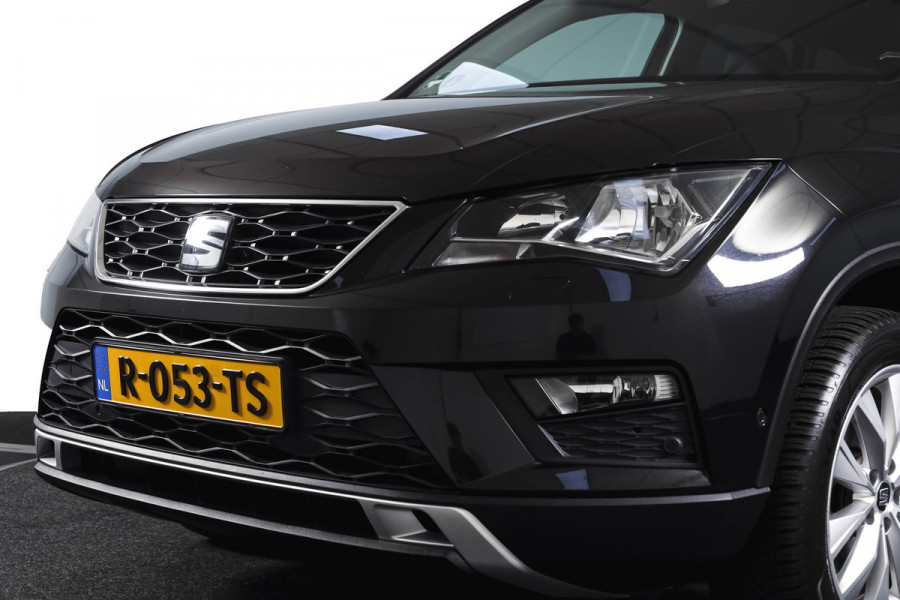 Seat Ateca 1.0 EcoTSI 115 PK Style Business Intense | Elek. Trekhaak | Dig. Cockpit | Adapt. Cruise | PDC | Camera | NAV + App. Connect | ECC | Elek. Klep | LM 17" |