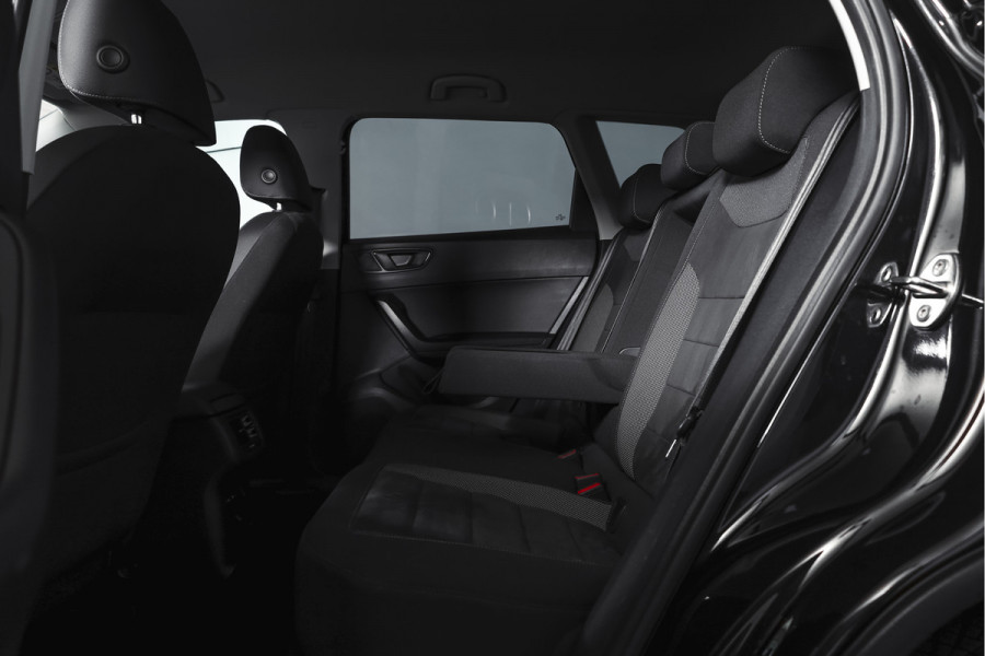 Seat Ateca 1.0 EcoTSI 115 PK Style Business Intense | Elek. Trekhaak | Dig. Cockpit | Adapt. Cruise | PDC | Camera | NAV + App. Connect | ECC | Elek. Klep | LM 17" |