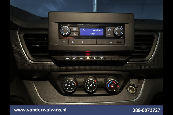 Renault Trafic 2.0 dCi 131pk L2H1 Euro6 Airco | LED | Cruisecontrol | 2500kg Trekhaak | Parkeersensoren Bijrijdersbank