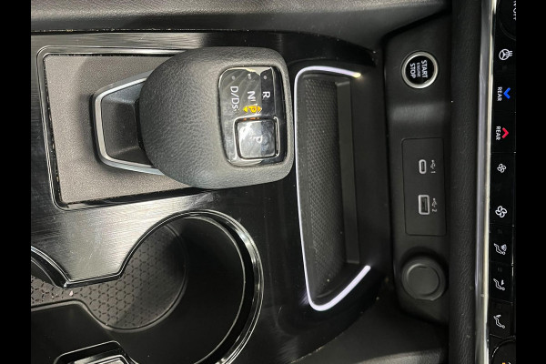 Nissan X-Trail 1.3 DIG-T Tekna 7p. Climate control Adaptieve cruise control Navigatie Panoramdak Voorstoelen verwarmd Keyless Camera Parkeersensoren Led Stuur verwarming Apple Carplay/ Android Auto