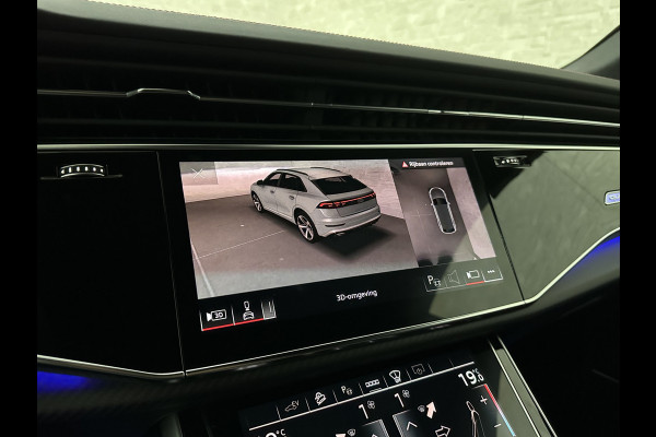 Audi Q8 60e 490pk #RS-Stoelen | 4WS | OLED | Laser-LED | Carbon | Massage | Ventilatie | Valcona Leder+ Pakket | B&O Sound | 23'' | Alcantara hemel | Head-Up | Soft-Close | Panodak | 2x Memory | Trekhaak | Keyless-Entry | Luchtvering | Achterasbesturing | Nw.Pr. 160.000,= | Fabrieksgarantie | Direct rijden.