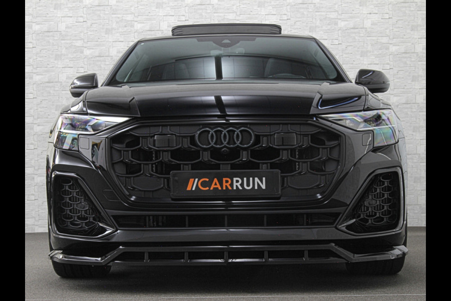 Audi Q8 60e 490pk #RS-Stoelen | 4WS | OLED | Laser-LED | Carbon | Massage | Ventilatie | Valcona Leder+ Pakket | B&O Sound | 23'' | Alcantara hemel | Head-Up | Soft-Close | Panodak | 2x Memory | Trekhaak | Keyless-Entry | Luchtvering | Achterasbesturing | Nw.Pr. 160.000,= | Fabrieksgarantie | Direct rijden.