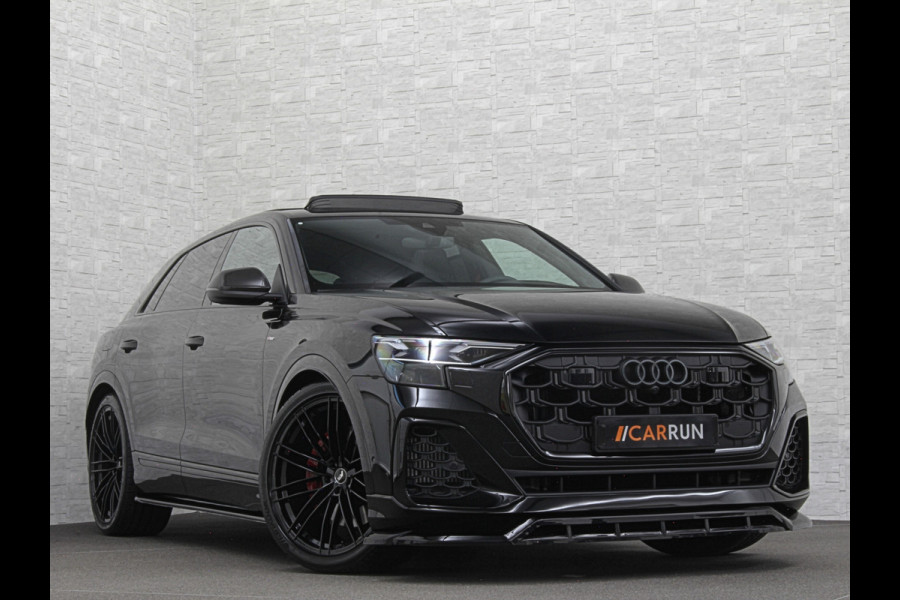 Audi Q8 60e 490pk #RS-Stoelen | 4WS | OLED | Laser-LED | Carbon | Massage | Ventilatie | Valcona Leder+ Pakket | B&O Sound | 23'' | Alcantara hemel | Head-Up | Soft-Close | Panodak | 2x Memory | Trekhaak | Keyless-Entry | Luchtvering | Achterasbesturing | Nw.Pr. 160.000,= | Fabrieksgarantie | Direct rijden.