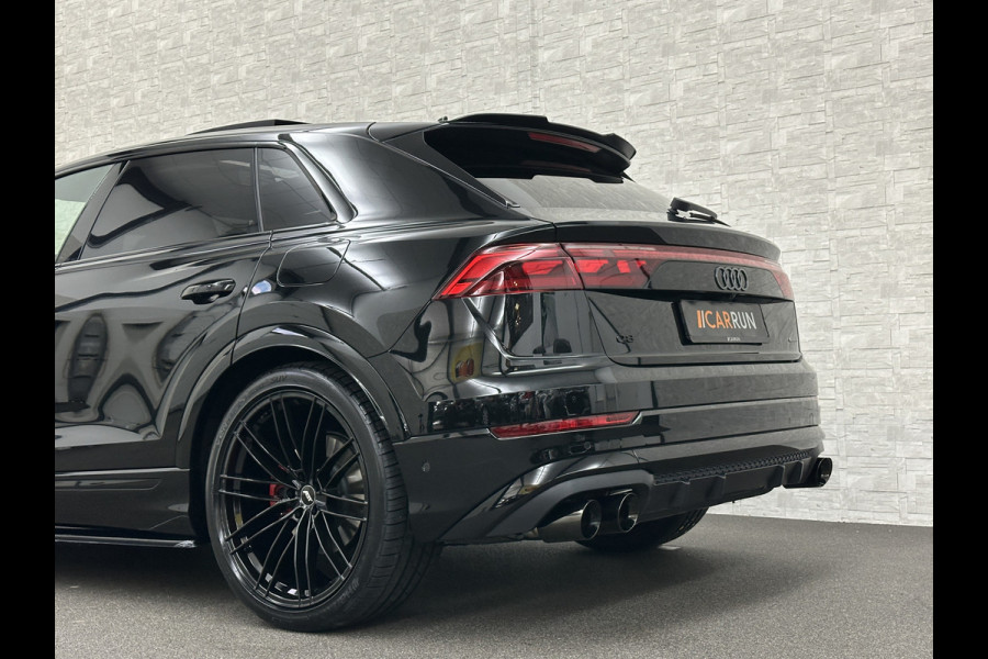 Audi Q8 60e 490pk #RS-Stoelen | 4WS | OLED | Laser-LED | Carbon | Massage | Ventilatie | Valcona Leder+ Pakket | B&O Sound | 23'' | Alcantara hemel | Head-Up | Soft-Close | Panodak | 2x Memory | Trekhaak | Keyless-Entry | Luchtvering | Achterasbesturing | Nw.Pr. 160.000,= | Fabrieksgarantie | Direct rijden.