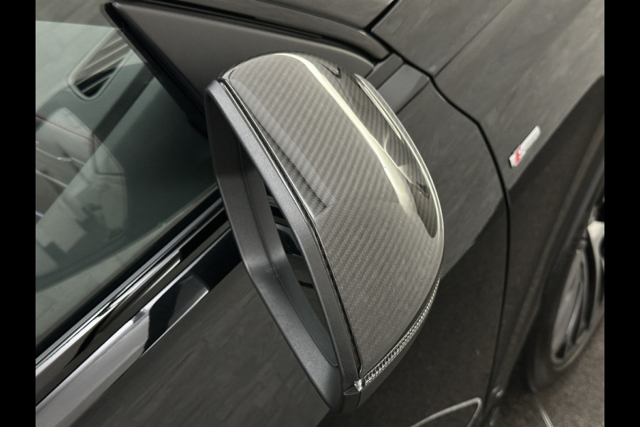Audi Q8 60e 490pk #RS-Stoelen | 4WS | OLED | Laser-LED | Carbon | Massage | Ventilatie | Valcona Leder+ Pakket | B&O Sound | 23'' | Alcantara hemel | Head-Up | Soft-Close | Panodak | 2x Memory | Trekhaak | Keyless-Entry | Luchtvering | Achterasbesturing | Nw.Pr. 160.000,= | Fabrieksgarantie | Direct rijden.