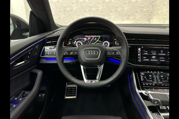 Audi Q8 60e 490pk #RS-Stoelen | 4WS | OLED | Laser-LED | Carbon | Massage | Ventilatie | Valcona Leder+ Pakket | B&O Sound | 23'' | Alcantara hemel | Head-Up | Soft-Close | Panodak | 2x Memory | Trekhaak | Keyless-Entry | Luchtvering | Achterasbesturing | Nw.Pr. 160.000,= | Fabrieksgarantie | Direct rijden.