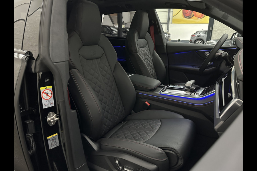 Audi Q8 60e 490pk #RS-Stoelen | 4WS | OLED | Laser-LED | Carbon | Massage | Ventilatie | Valcona Leder+ Pakket | B&O Sound | 23'' | Alcantara hemel | Head-Up | Soft-Close | Panodak | 2x Memory | Trekhaak | Keyless-Entry | Luchtvering | Achterasbesturing | Nw.Pr. 160.000,= | Fabrieksgarantie | Direct rijden.