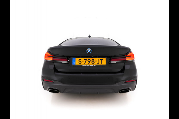 BMW 5 Serie 530e Business Edition Plus (Plug-in) (INCL.BTW) *PANO | HEAD-UP | LEATHER | FULL-LED | MEMORY-PACK | HARMAN/KARDON | BLIND-SPOT | DIGI-COCKPIT | CAMERA | NAVI-FULLMAP | PRIVACY-GLASS | SHIFT-PADDLES | ECC | PDC | 19''ALU*