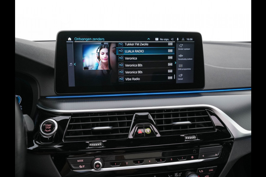 BMW 5 Serie 530e Business Edition Plus (Plug-in) (INCL.BTW) *PANO | HEAD-UP | LEATHER | FULL-LED | MEMORY-PACK | HARMAN/KARDON | BLIND-SPOT | DIGI-COCKPIT | CAMERA | NAVI-FULLMAP | PRIVACY-GLASS | SHIFT-PADDLES | ECC | PDC | 19''ALU*