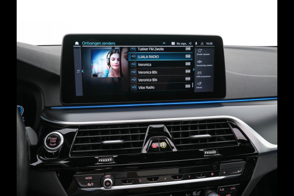 BMW 5 Serie 530e Business Edition Plus (Plug-in) (INCL.BTW) *PANO | HEAD-UP | LEATHER | FULL-LED | MEMORY-PACK | HARMAN/KARDON | BLIND-SPOT | DIGI-COCKPIT | CAMERA | NAVI-FULLMAP | PRIVACY-GLASS | SHIFT-PADDLES | ECC | PDC | 19''ALU*