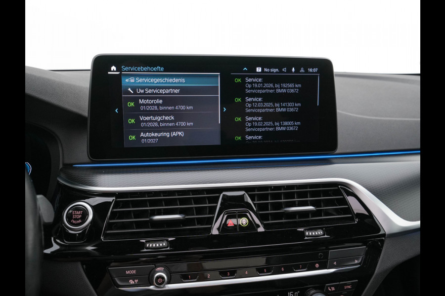 BMW 5 Serie 530e Business Edition Plus (Plug-in) (INCL.BTW) *PANO | HEAD-UP | LEATHER | FULL-LED | MEMORY-PACK | HARMAN/KARDON | BLIND-SPOT | DIGI-COCKPIT | CAMERA | NAVI-FULLMAP | PRIVACY-GLASS | SHIFT-PADDLES | ECC | PDC | 19''ALU*