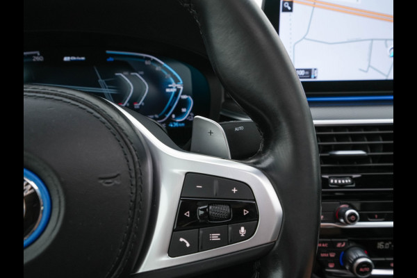 BMW 5 Serie 530e Business Edition Plus (Plug-in) (INCL.BTW) *PANO | HEAD-UP | LEATHER | FULL-LED | MEMORY-PACK | HARMAN/KARDON | BLIND-SPOT | DIGI-COCKPIT | CAMERA | NAVI-FULLMAP | PRIVACY-GLASS | SHIFT-PADDLES | ECC | PDC | 19''ALU*
