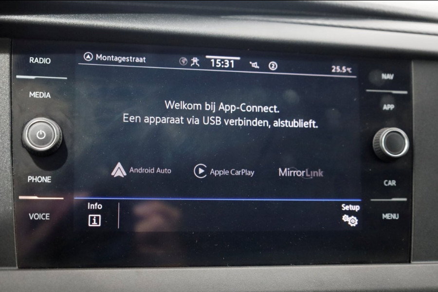 Volkswagen Transporter T6.1 2.0 TDI Lang D.C. Airco/Navi/Stoelverwarming 06-2022