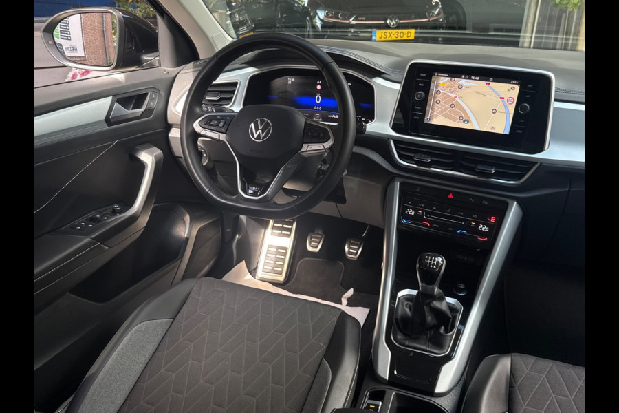Volkswagen T-Roc TSI 115PK LIFE GOAL NAVI/CARPLAY/STOELVERW.