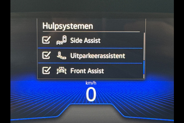 Volkswagen T-Roc TSI 115PK LIFE GOAL NAVI/CARPLAY/STOELVERW.
