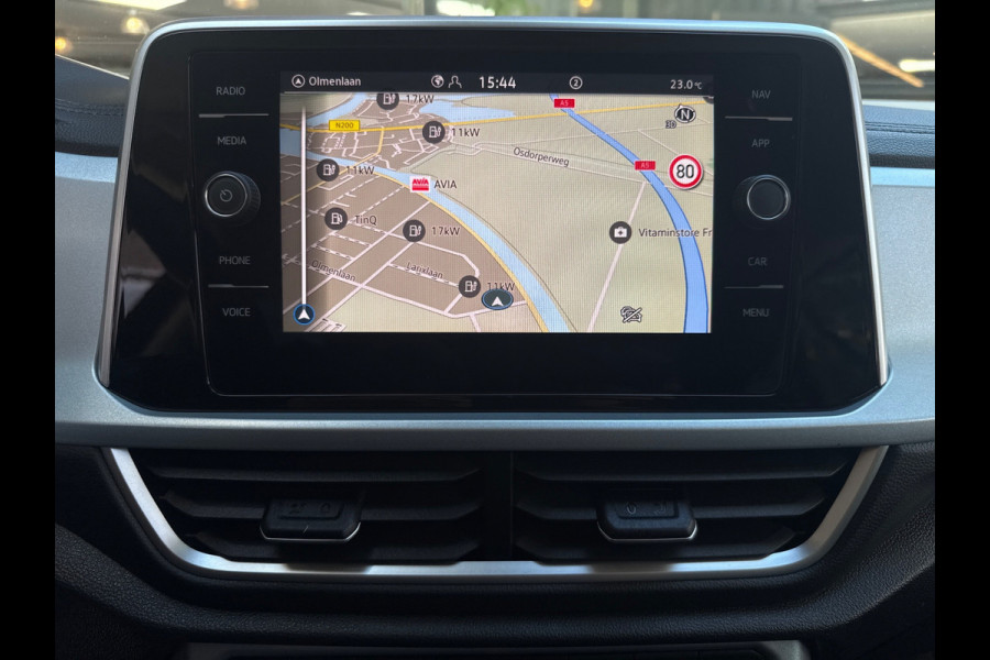 Volkswagen T-Roc TSI 115PK LIFE GOAL NAVI/CARPLAY/STOELVERW.