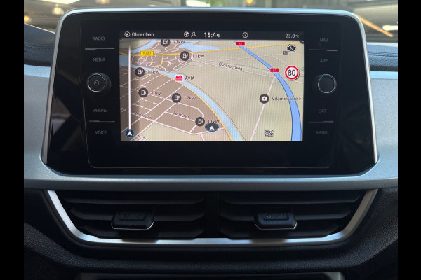 Volkswagen T-Roc TSI 115PK LIFE GOAL NAVI/CARPLAY/STOELVERW.