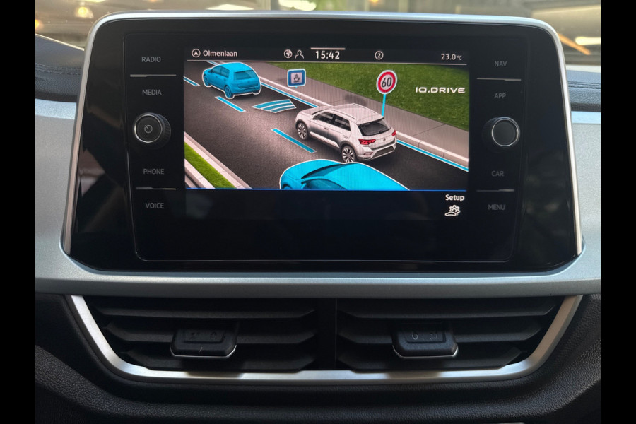 Volkswagen T-Roc TSI 115PK LIFE GOAL NAVI/CARPLAY/STOELVERW.