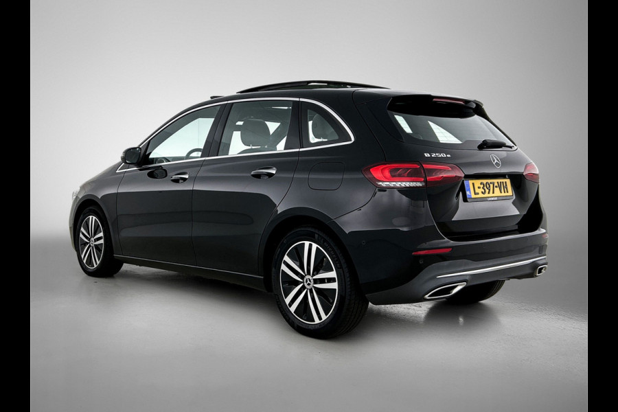 Mercedes-Benz B-Klasse 250 e Business Solution Luxury Limited | achteruitrijcamera | Memory pakket | Panoramadak | Navigatie Inclusief 24 maanden MB Certified garantie voor Europa.
