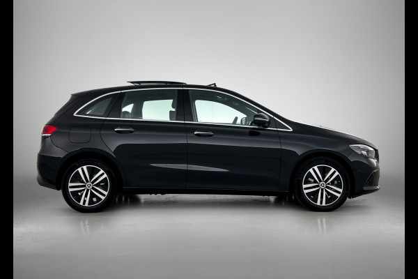 Mercedes-Benz B-Klasse 250 e Business Solution Luxury Limited | achteruitrijcamera | Memory pakket | Panoramadak | Navigatie Inclusief 24 maanden MB Certified garantie voor Europa.
