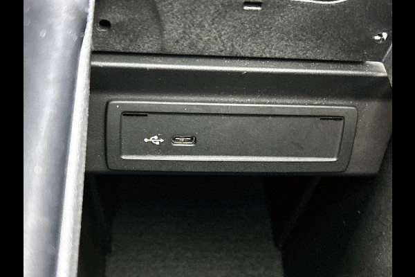 Mercedes-Benz B-Klasse 250 e Business Solution Luxury Limited | achteruitrijcamera | Memory pakket | Panoramadak | Navigatie Inclusief 24 maanden MB Certified garantie voor Europa.