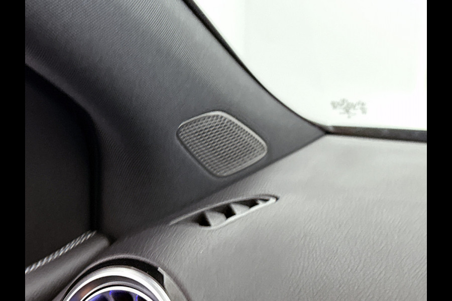 Mercedes-Benz B-Klasse 250 e Business Solution Luxury Limited | achteruitrijcamera | Memory pakket | Panoramadak | Navigatie Inclusief 24 maanden MB Certified garantie voor Europa.