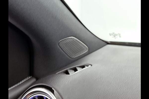 Mercedes-Benz B-Klasse 250 e Business Solution Luxury Limited | achteruitrijcamera | Memory pakket | Panoramadak | Navigatie Inclusief 24 maanden MB Certified garantie voor Europa.