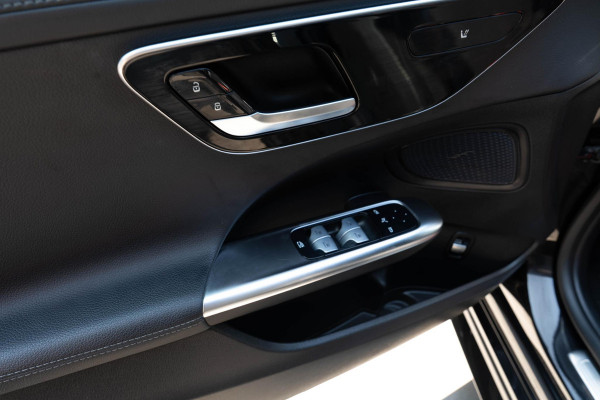 Mercedes-Benz C-Klasse Estate 200 d AMG Line | Panorama | Trekhaak | Carplay | Dodehoek | Camera