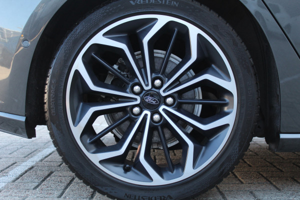 Ford Focus 1.5 EcoBoost ST Line Business Nette staat! | 18" | Camera | Afn. Trekhaak