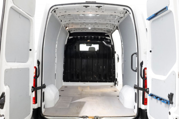 Opel Movano 2.3 Turbo 150pk L2H2 Airco/Navi/Camera 11-2020