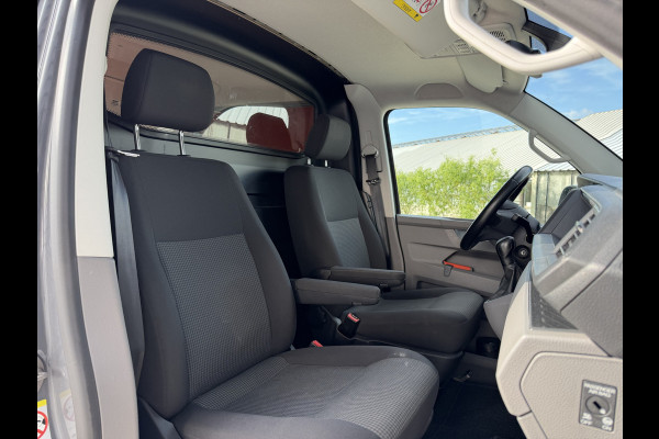 Volkswagen Transporter 2.0 TDI L2H1 150 PK | Automaat DSG | Nav | Apple carplay & Android Auto | Sensoren voor & achter!
