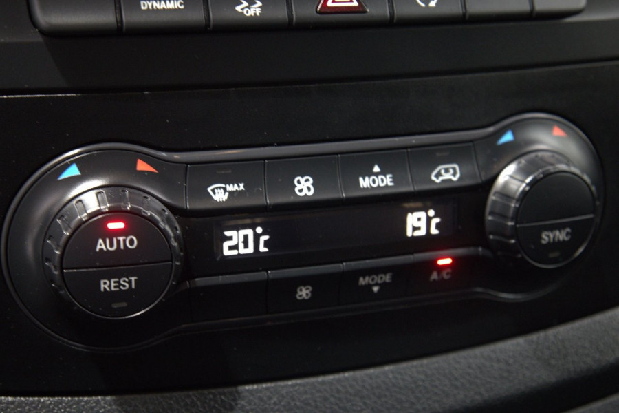 Mercedes-Benz Vito 114 CDI Lang 9G Automaat LED/Inrichting/Navi/Camera 04-2021