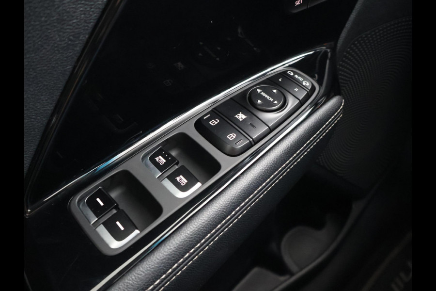 Kia e-Niro EXECUTIVELINE 64 kWh 98% SOH! + STOELVENTILATIE | JBL | APPLE CARPLAY | LEDER | STUURVERWARMING