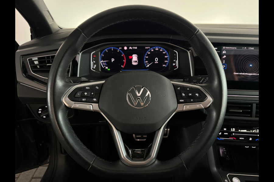 Volkswagen Taigo 1.5 TSI R-Line Pano|ACC|Lane Assist|Stoelverwarming|Camera|Dodehoek|Keyless