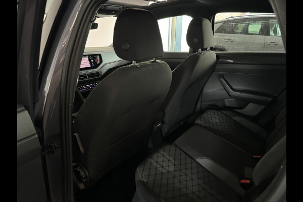 Volkswagen Taigo 1.5 TSI R-Line Pano|ACC|Lane Assist|Stoelverwarming|Camera|Dodehoek|Keyless