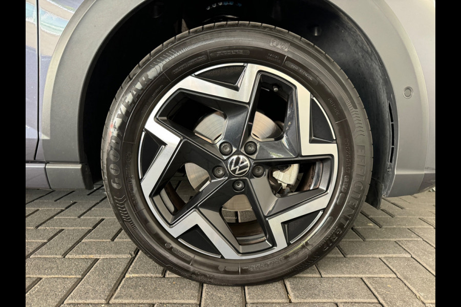 Volkswagen Taigo 1.5 TSI R-Line Pano|ACC|Lane Assist|Stoelverwarming|Camera|Dodehoek|Keyless