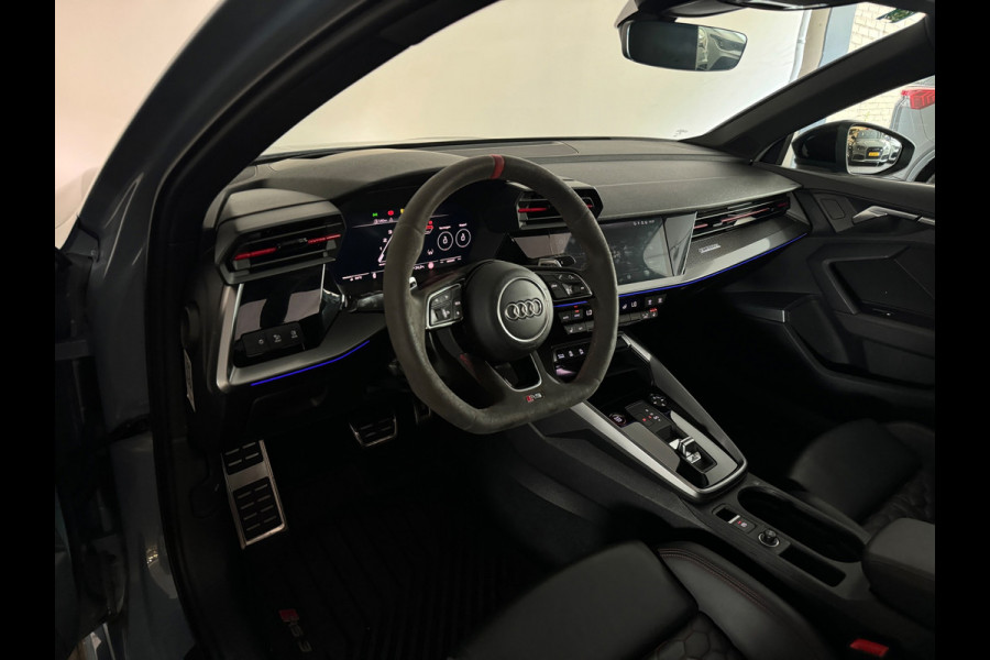 Audi RS3 Sportback 2.5 TFSI quattro Pano|B&O|Keyless|HuD|VOL